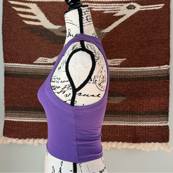 SET ACTIVE Racer Crop Tank - Picture 4 of 10